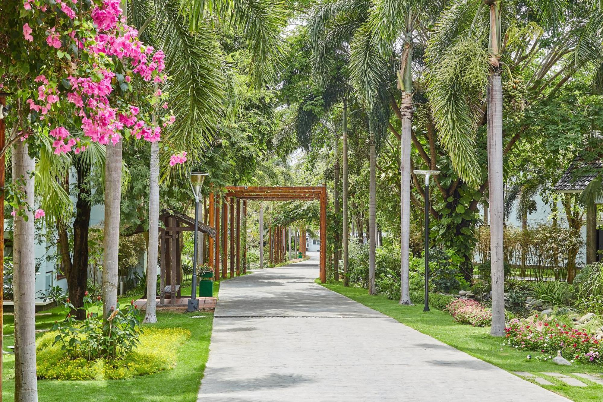 Carmelina Beach Resort Ho Tram Exterior photo